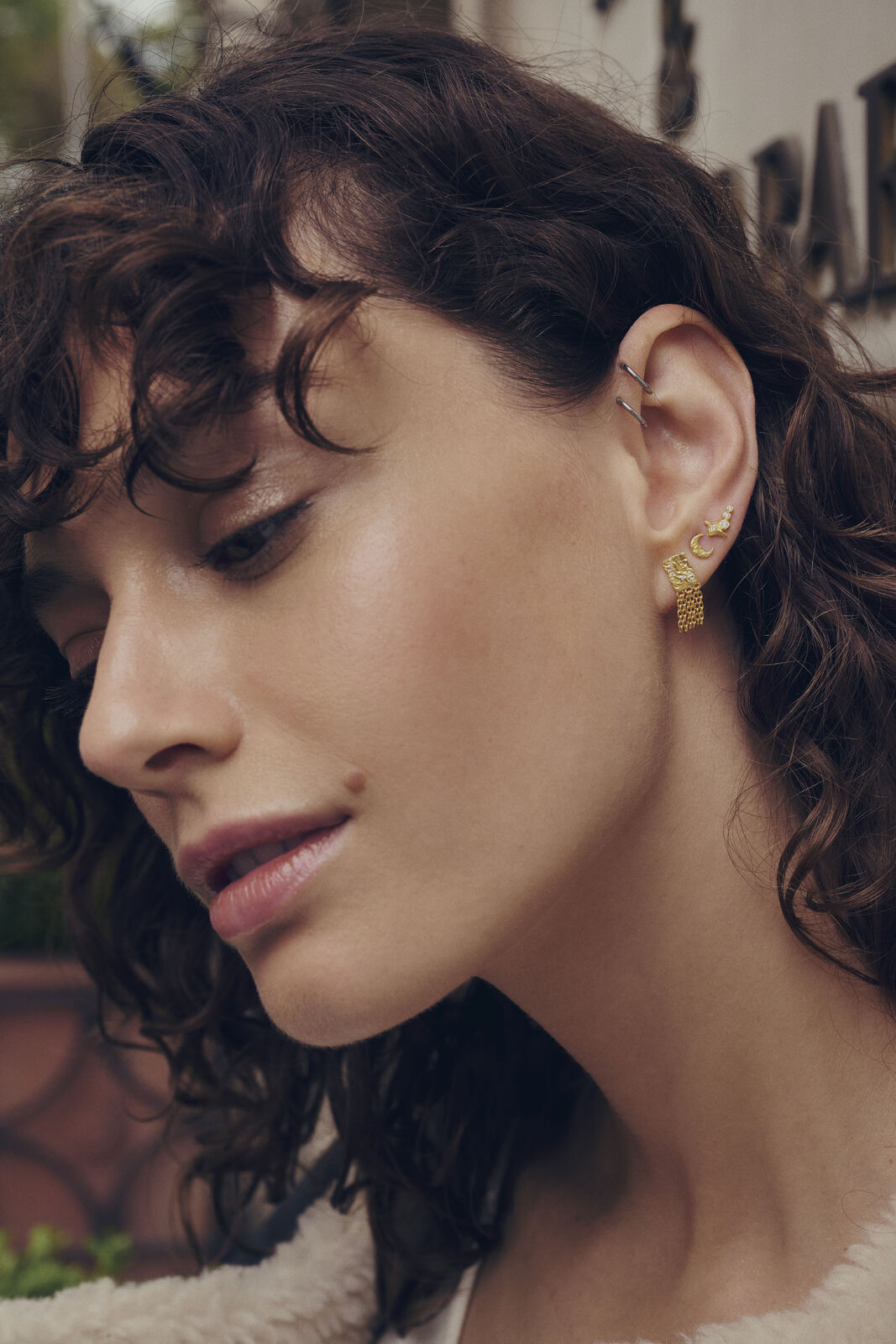 Pietra hængeøreringe - forgyldt